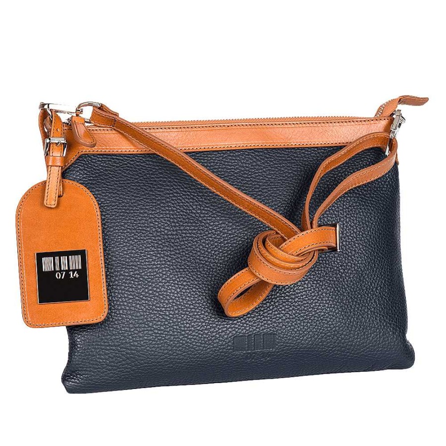 Ladies 07 14 | Flat Zip Shoulder Bag